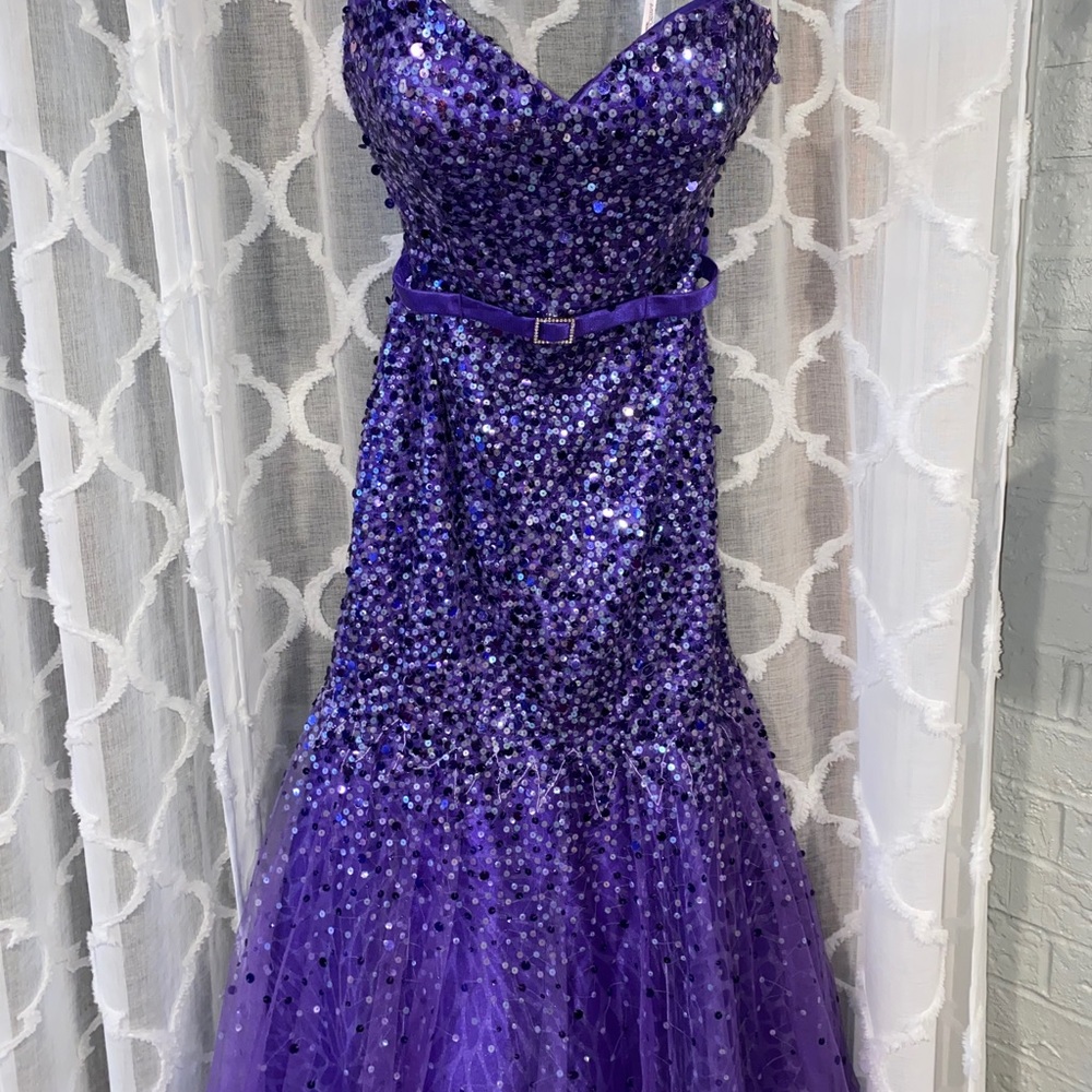 Tony Bowls Paris dress